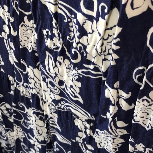 Wide Ruffled Hem Maxi - Picture 6 of 8